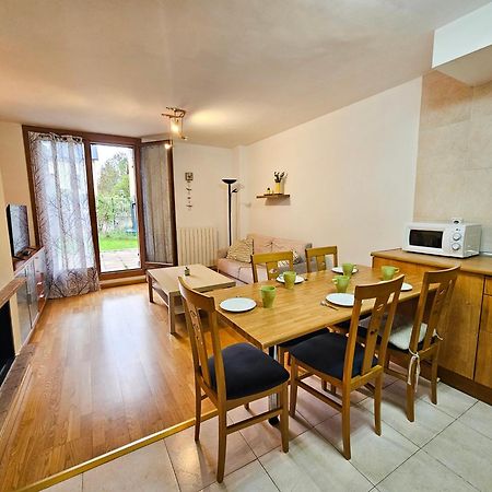 Apartamentos Villanua Collarada 3000 Kültér fotó