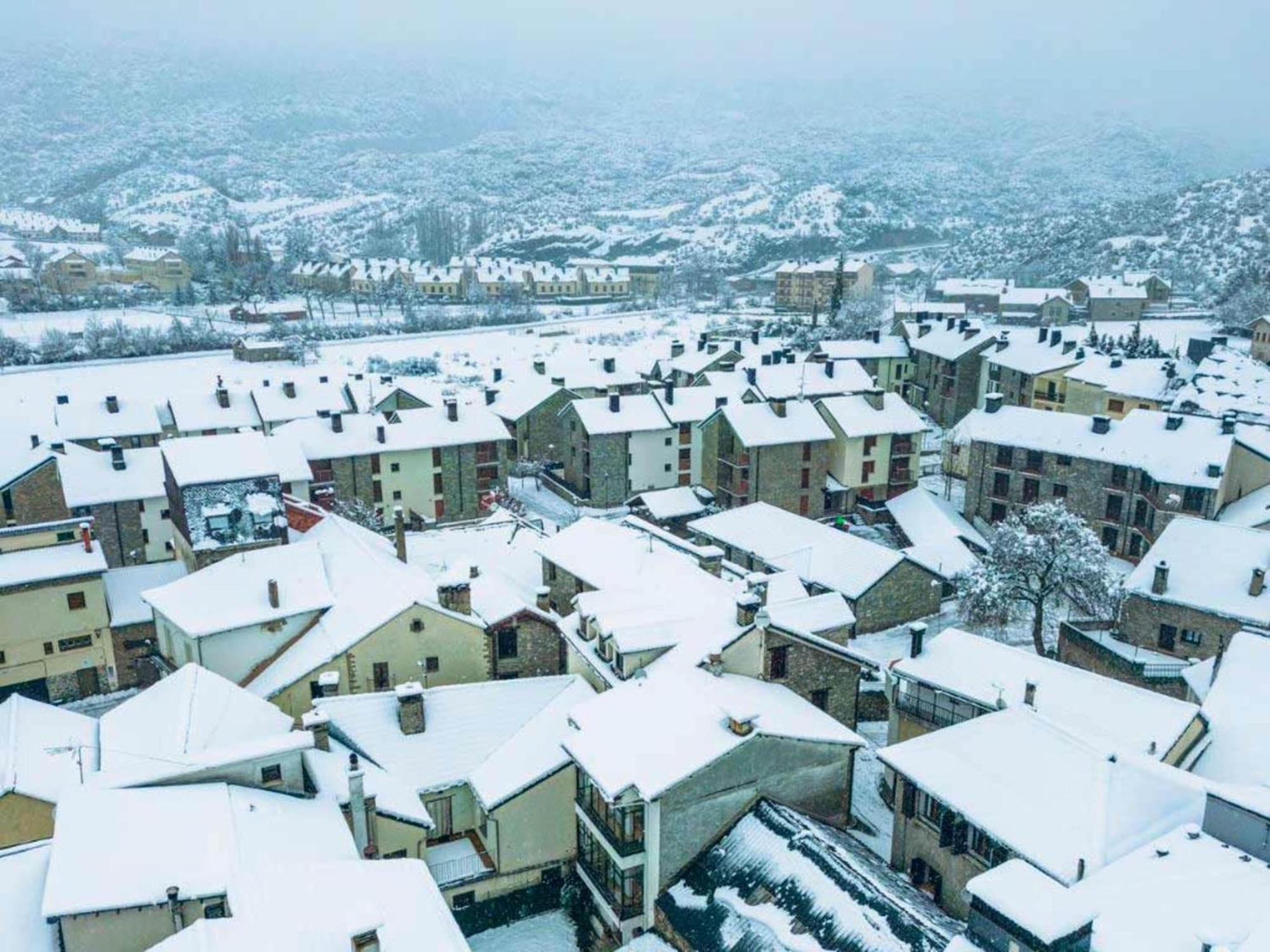 Apartamentos Villanua Collarada 3000 Kültér fotó